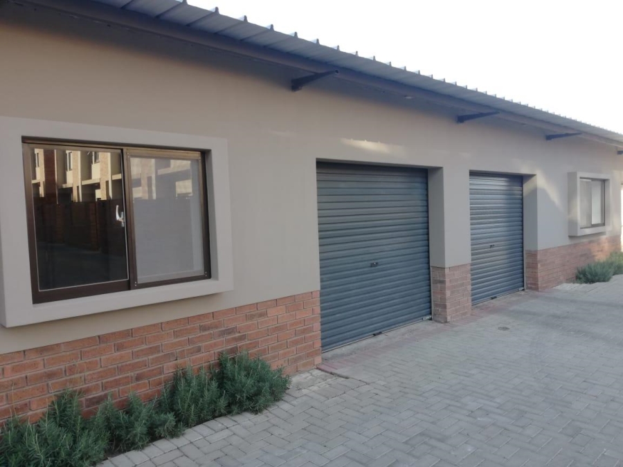To Let 1 Bedroom Property for Rent in Waverley Free State